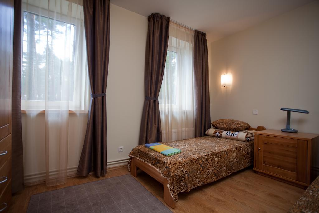Sajutu Parka Hostelis Valmiera Exterior foto